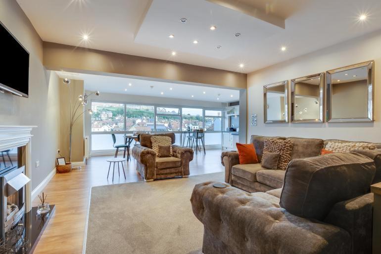 Number 3 Pier Road Apartment ウィットビー エクステリア 写真