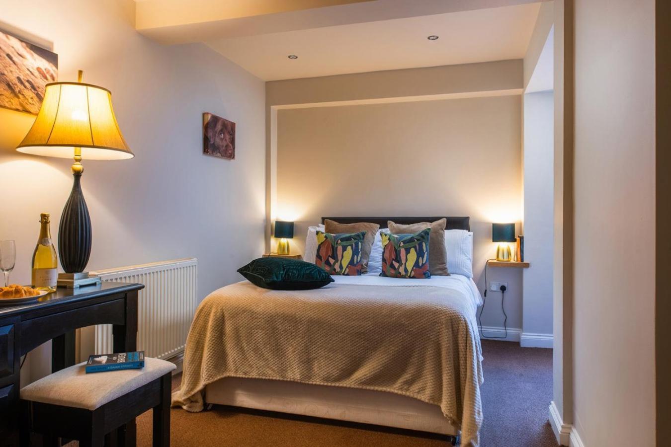 Number 3 Pier Road Apartment ウィットビー エクステリア 写真